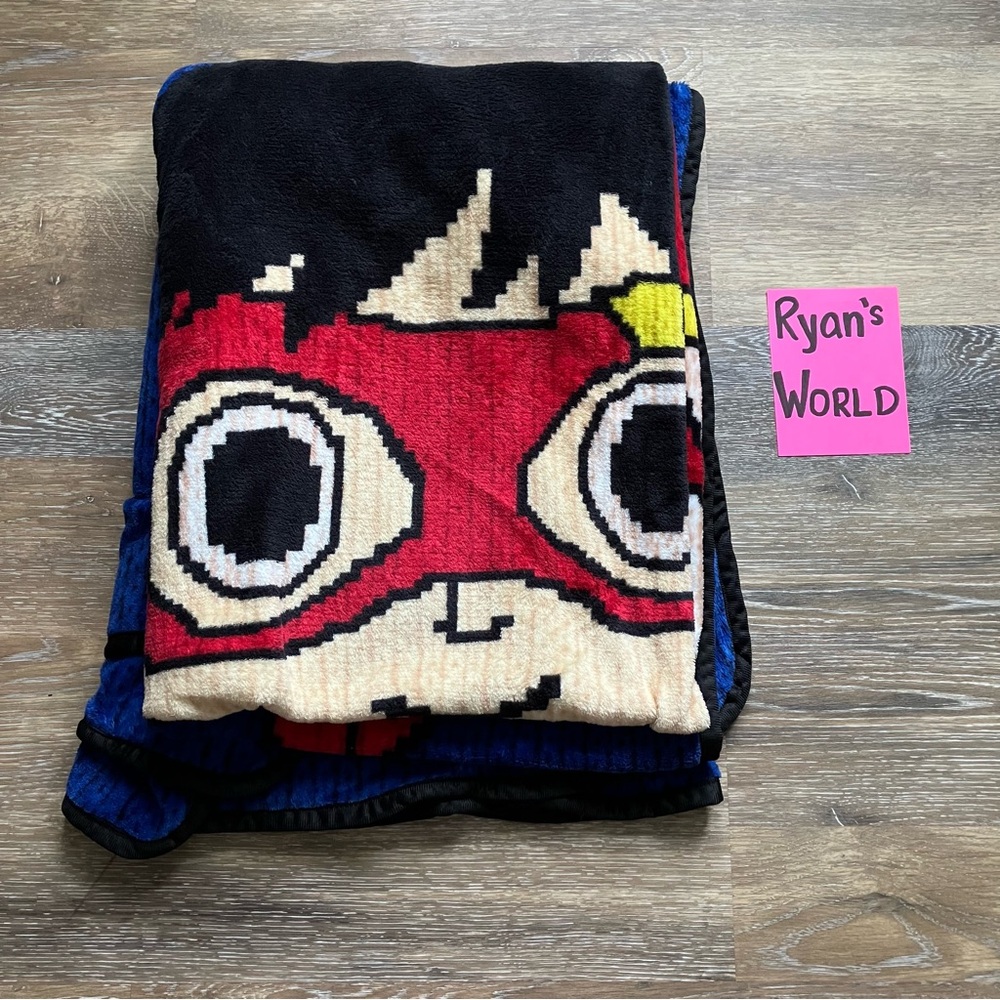 Twin Size Ryan's World Cozy Blanket